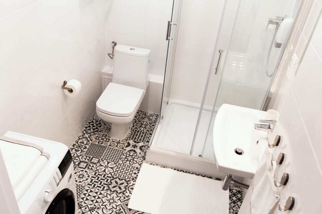 华沙Wilcza Apartament公寓 外观 照片